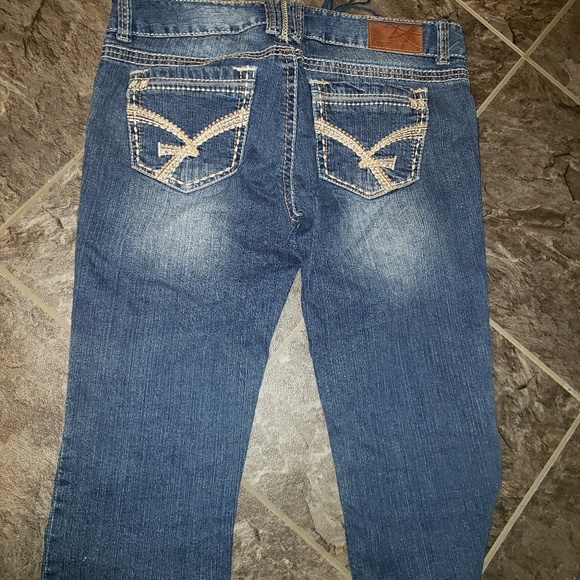 Capris - Picture 3 of 4